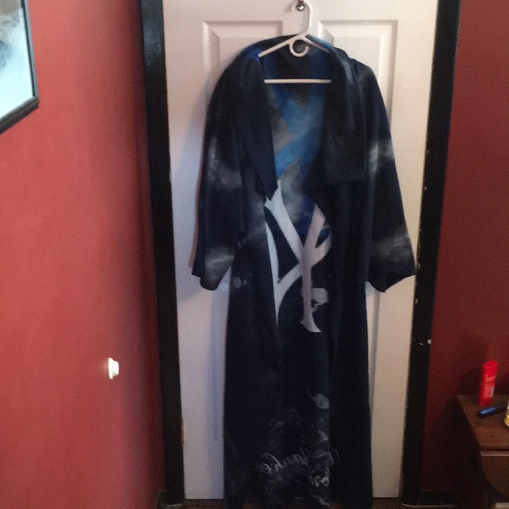 New York Yankees bathrobe/ blanket